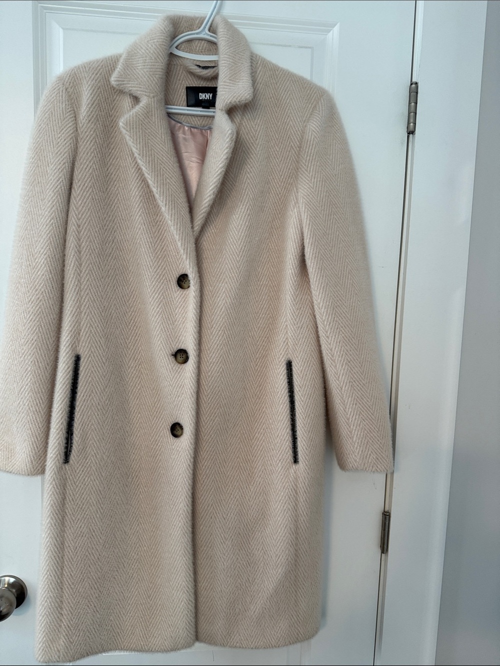 DKNY Cream/Blush Herringbone Single-Breasted Wool-Blend Coat